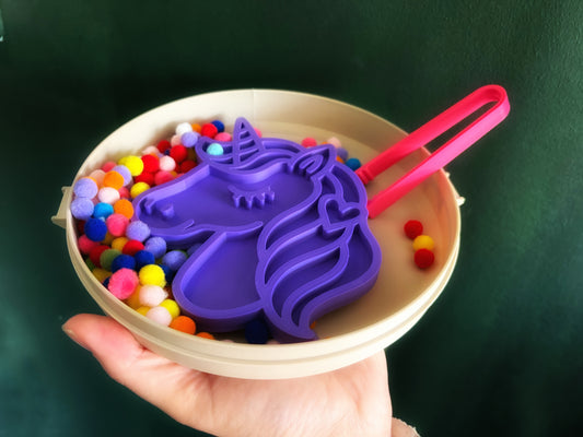 Sensory Play Tray met 4 vakken en deksel – Montessori sensorisch speelgoed