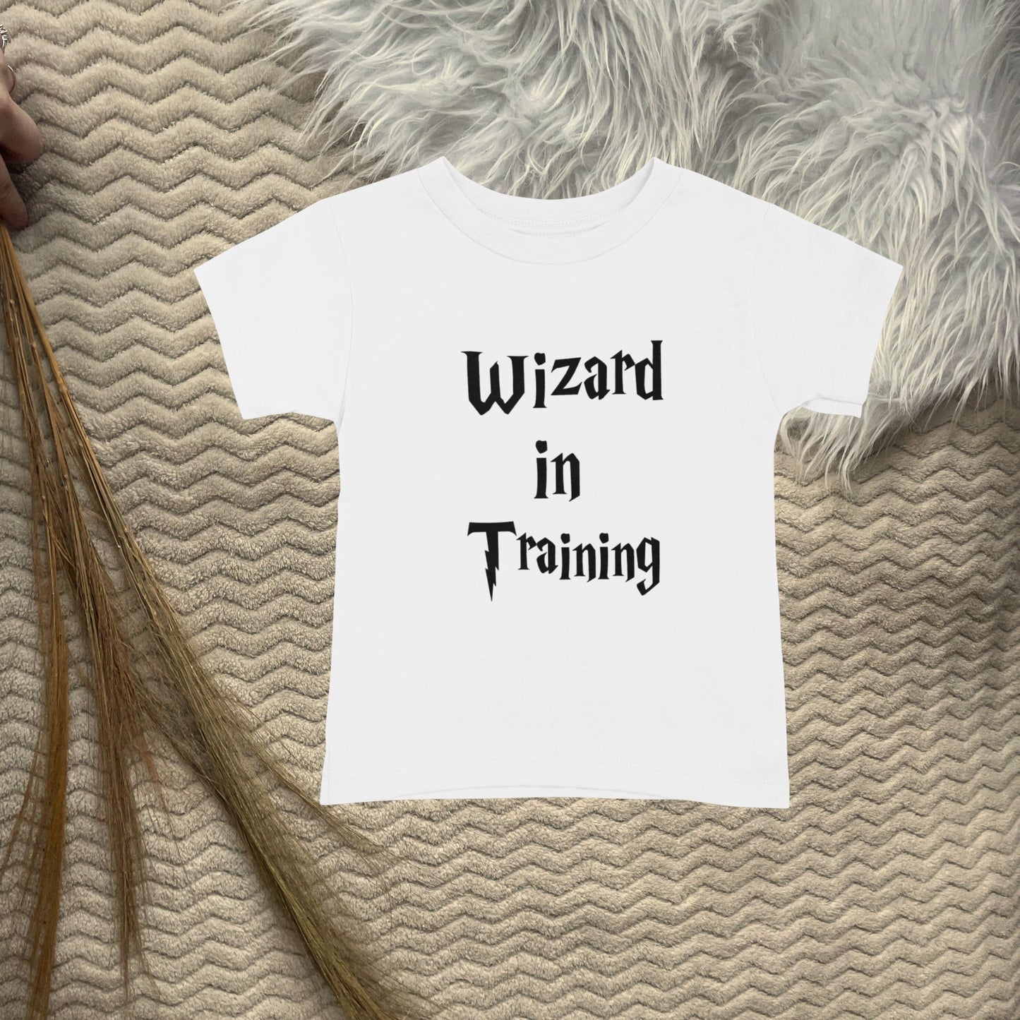 Kinder Shirt Wizard in Training